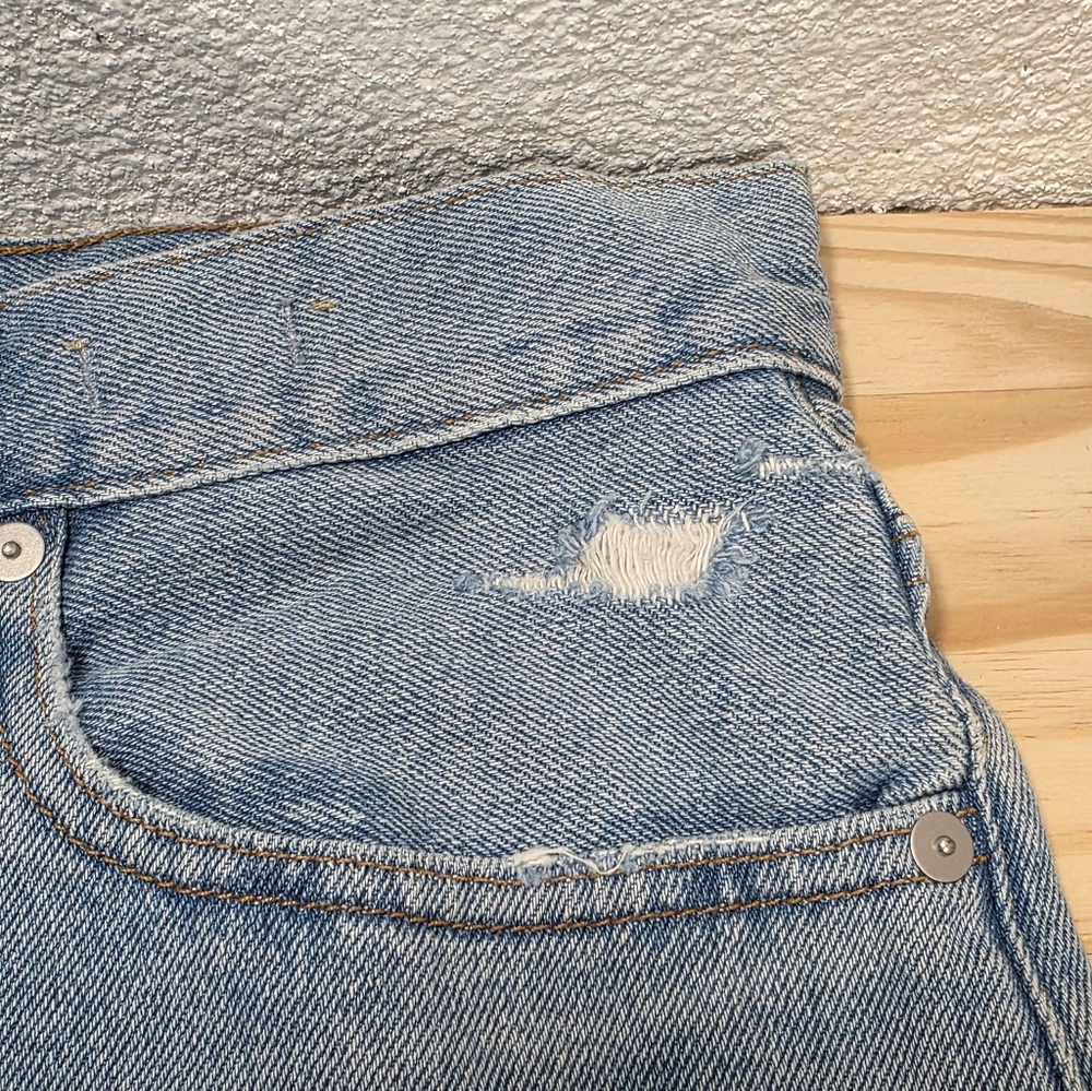 Madewell the Mom Jean Short Denim Blue Shorts Women High Rise Frayed Hem Size 29 - Picture 8 of 16